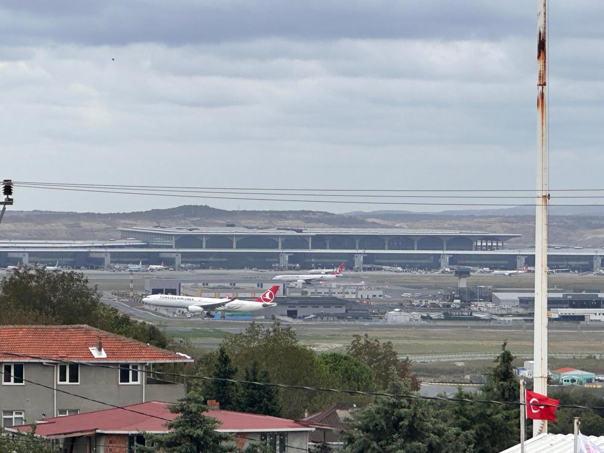 Altay Airport Suit Tayakadin Exterior foto